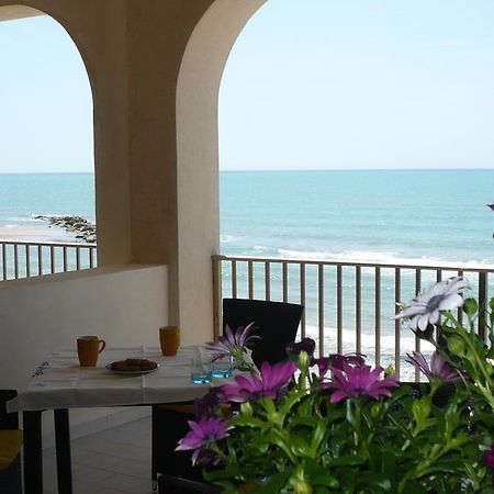 ドンナルカタCasa Sul Mare Con Vista Mozzafiatoアパートメント エクステリア 写真